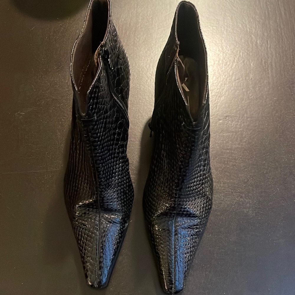 Like New Peter Kaiser Booties